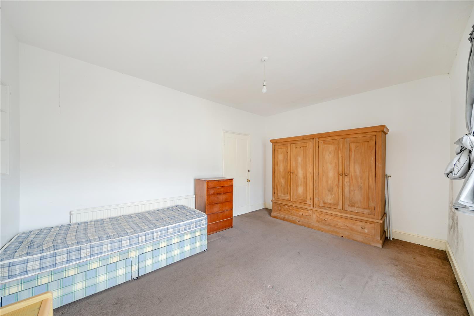 Oxford Street, Swansea, SA1 3JJ